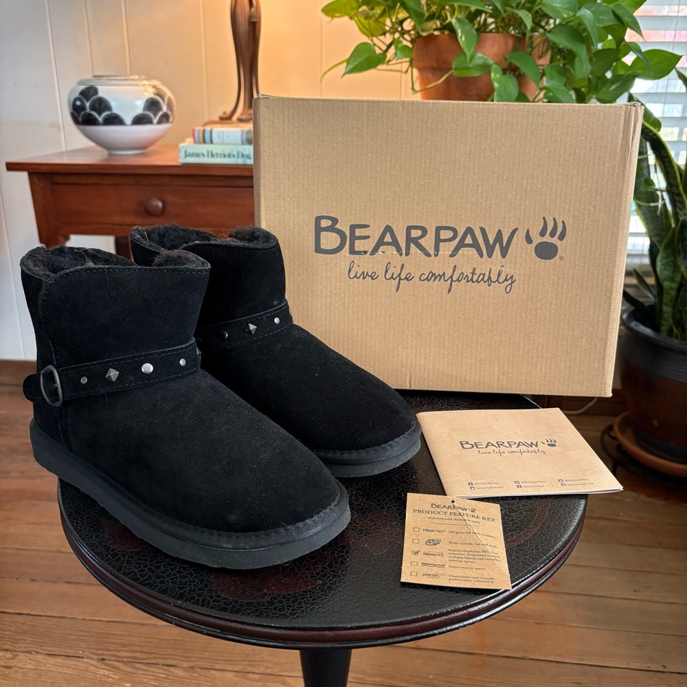 BearPaw Imani Ankle Boots women’s size 8